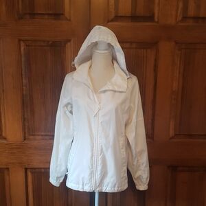 Columbia Women's White Packable Hooded Jacket